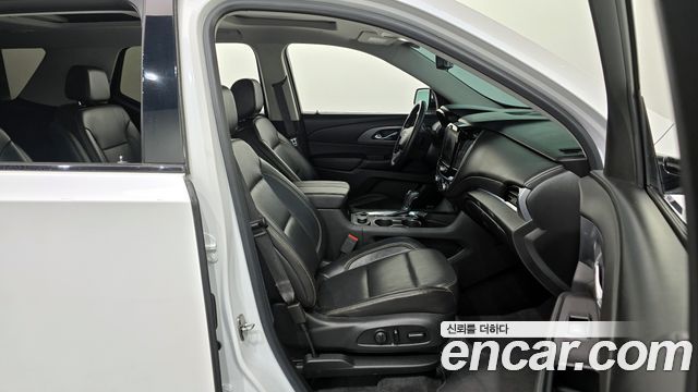 Chevrolet Traverse 3.6 AWD Redline 2020 — фото 15