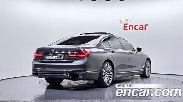 BMW 7 Series (G11) 750Li xDrive 2016 — фото 2