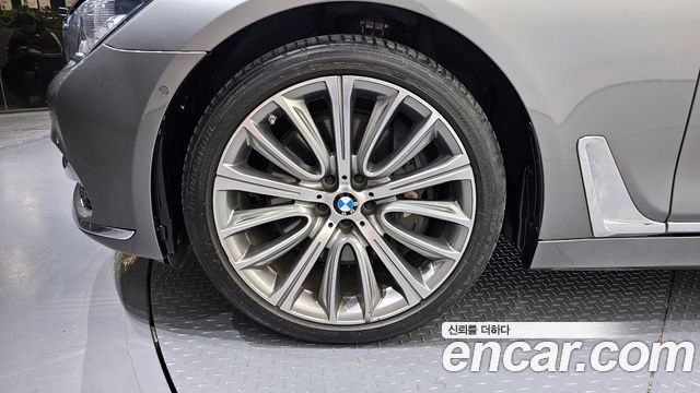 BMW 7 Series (G11) 750Li xDrive 2016 — фото 5