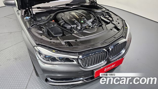 BMW 7 Series (G11) 750Li xDrive 2016 — фото 6