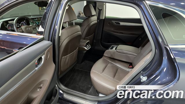 Hyundai Grandeur (IG) 3.3 Premium 2022 — фото 11