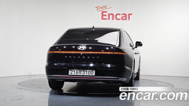 Hyundai Grandeur (GN7) 2,5 Gasoline 2WD Premium 2023 — фото 4