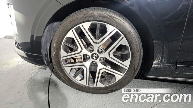 Hyundai Grandeur (GN7) 2,5 Gasoline 2WD Premium 2023 — фото 5