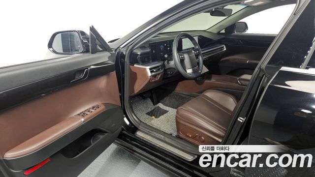 Hyundai Grandeur (GN7) 2,5 Gasoline 2WD Premium 2023 — фото 10