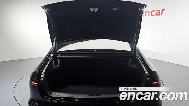 Hyundai Grandeur (GN7) 2,5 Gasoline 2WD Premium 2023 — фото 20