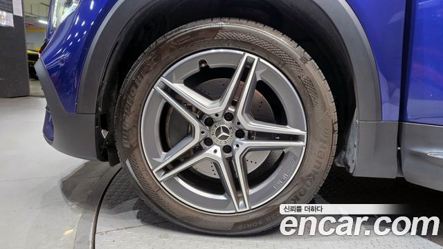 Mercedes-Benz GLB-Class (X247) GLB250 4MATIC 2020 — фото 5