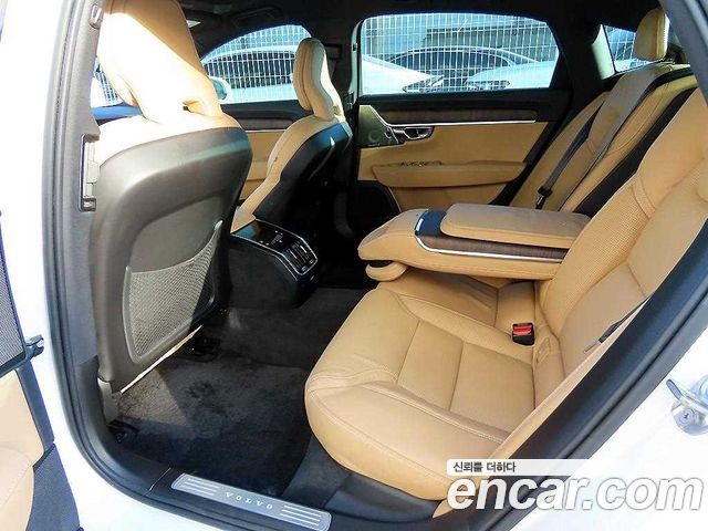 Volvo S90 B5 Ultimate Bright 2024 — фото 6