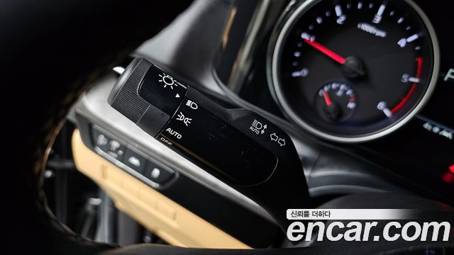 Kia Carnival (IV) Diesel 9-Seater Prestige 2021 — фото 15