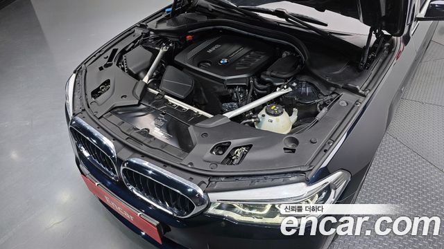 BMW 5 Series (G30) 520d M Sport package 2018 — фото 6