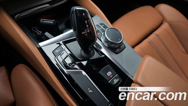 BMW 5 Series (G30) 520d M Sport package 2018 — фото 9