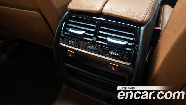 BMW 5 Series (G30) 520d M Sport package 2018 — фото 17