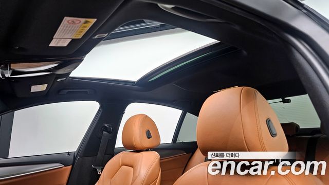 BMW 5 Series (G30) 520d M Sport package 2018 — фото 18
