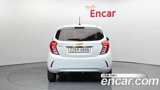 Chevrolet Spark LT 2019 — фото 4