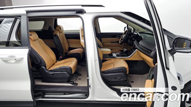 Kia Carnival (IV) Diesel 9-Seater Prestige 2023 — фото 11