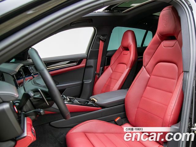 Porsche Panamera (976) 2.9 AWD E-Hybrid 2025 — фото 17