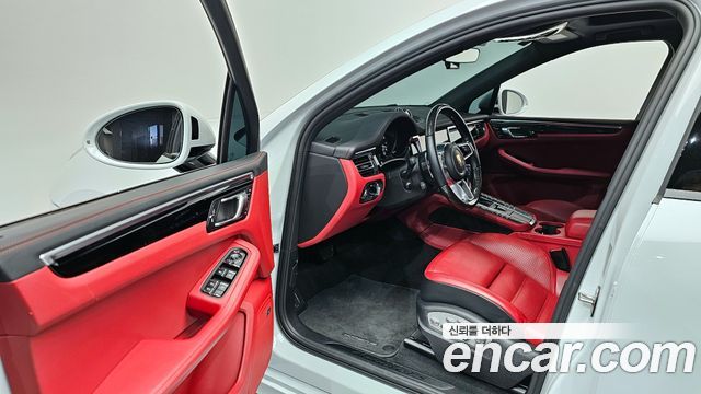 Porsche Macan 2.9 GTS 95B 2021 — фото 11