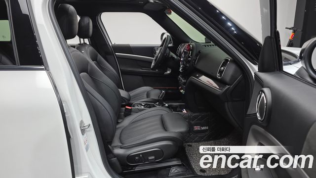 MINI Cooper S Countryman ALL4 Highland Edition 2nd Gen 2024 — фото 10