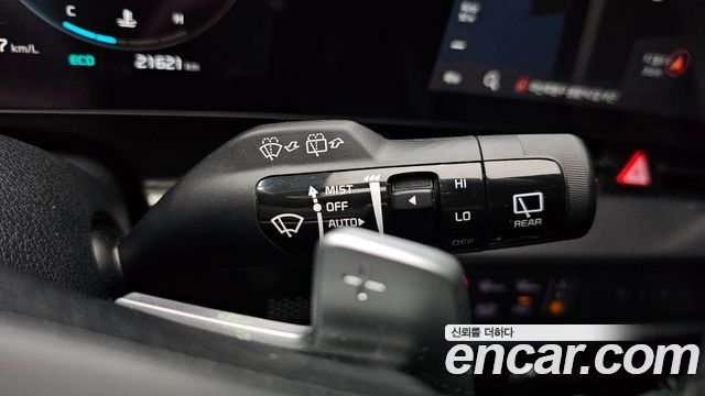 Kia Sportage (V) Diesel 2.0 4WD Nobleless Gravity 2022 — фото 17