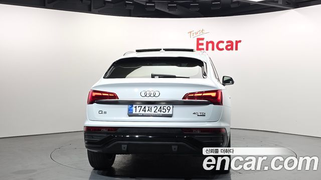 Audi Q5 (FY) 40 TDI Quattro Sportback 2021 — фото 4