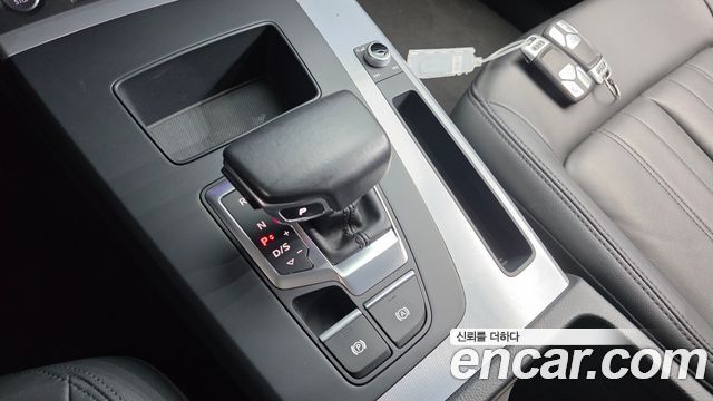Audi Q5 (FY) 40 TDI Quattro Sportback 2021 — фото 9
