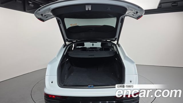 Audi Q5 (FY) 40 TDI Quattro Sportback 2021 — фото 20