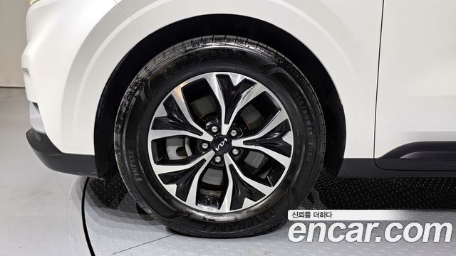 Kia Carnival (IV) Gasoline 9-Seater Prestige 2023 — фото 5