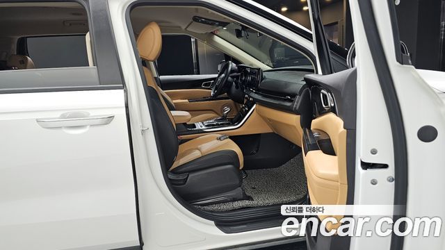 Kia Carnival (IV) Gasoline 9-Seater Prestige 2023 — фото 11