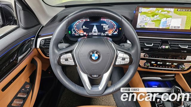BMW 5 Series (G30) 520i Luxury 2023 — фото 13