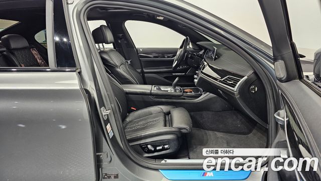 BMW 7 Series (G11) 740d xDrive M Sport 2018 — фото 10
