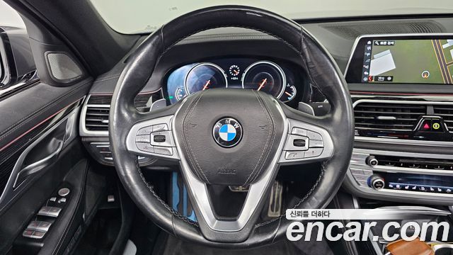 BMW 7 Series (G11) 740d xDrive M Sport 2018 — фото 13