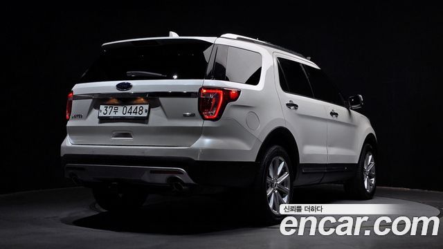 Ford Explorer 2.3 Limited 4WD 5th 2016 — фото 2