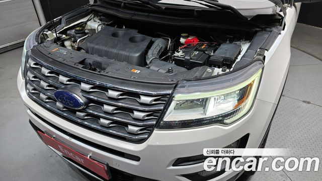 Ford Explorer 2.3 Limited 4WD 5th 2016 — фото 6