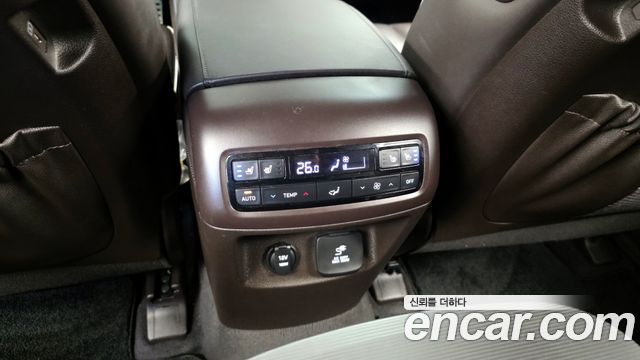 Hyundai Palisade Diesel 2.2 4WD VIP 2023 — фото 19