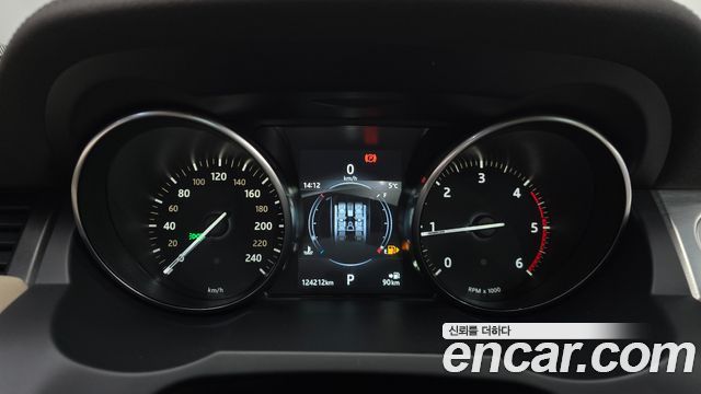 Land Rover Range Rover Evoque 2.0 TD4 SE 2018 — фото 8