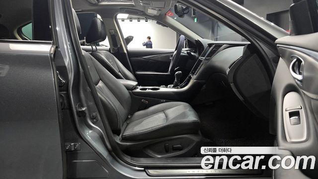 Infiniti Q50 2.2d Premium 2015 — фото 15