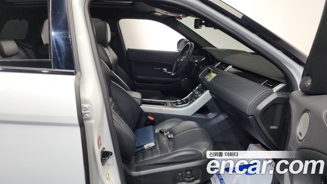 Land Rover Range Rover Evoque 2.0 TD4 HSE Dynamic 2019 — фото 11