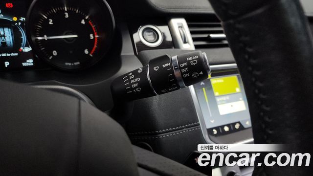 Land Rover Range Rover Evoque 2.0 TD4 HSE Dynamic 2019 — фото 14