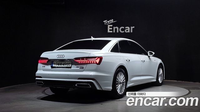 Audi A6 (C8) 45 TFSI Quattro Premium 2021 — фото 2