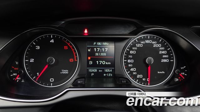 Audi A4 30 TDI Dynamic B8 2015 — фото 8