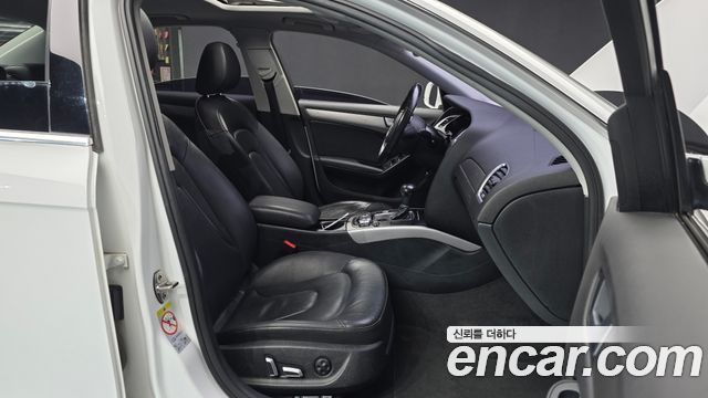 Audi A4 30 TDI Dynamic B8 2015 — фото 10