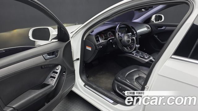 Audi A4 30 TDI Dynamic B8 2015 — фото 11