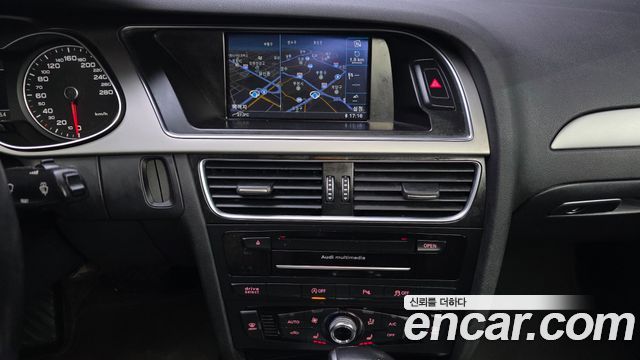Audi A4 30 TDI Dynamic B8 2015 — фото 14