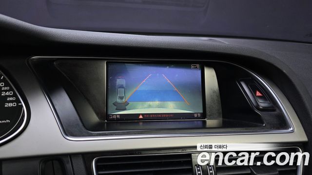 Audi A4 30 TDI Dynamic B8 2015 — фото 15