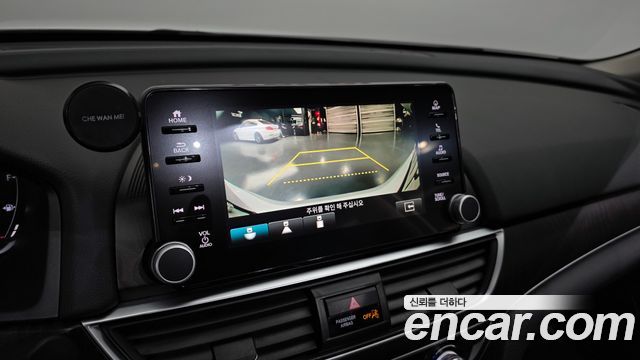 Honda Accord (X) 2.0 Hybrid Touring 2019 — фото 15
