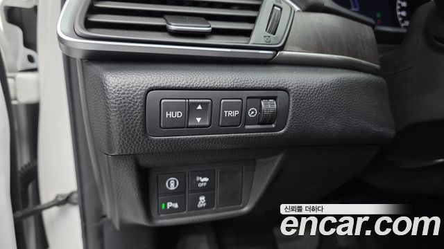 Honda Accord (X) 2.0 Hybrid Touring 2019 — фото 17