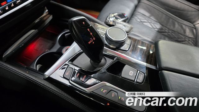 BMW 6 Series GT (G32) 620d Luxury 2019 — фото 9