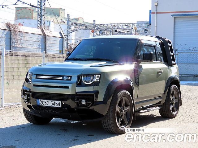 Land Rover Defender (L663) 90 D250 SE 2022 — фото 2