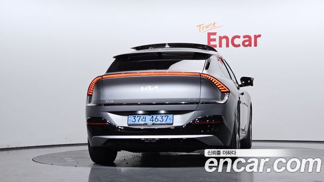 Kia EV6 Long Range GT Line 2022 — фото 4