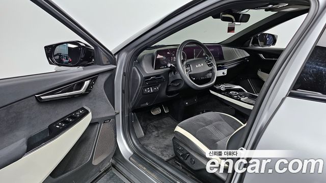 Kia EV6 Long Range GT Line 2022 — фото 11
