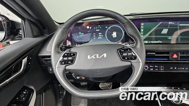 Kia EV6 Long Range GT Line 2022 — фото 13